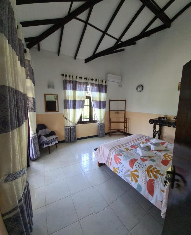 Ja-Elas French Touch Bed and Breakfast Exterior foto