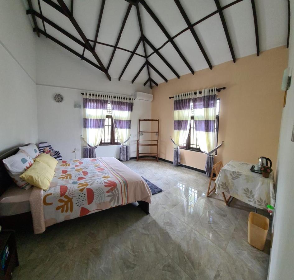 Ja-Elas French Touch Bed and Breakfast Exterior foto