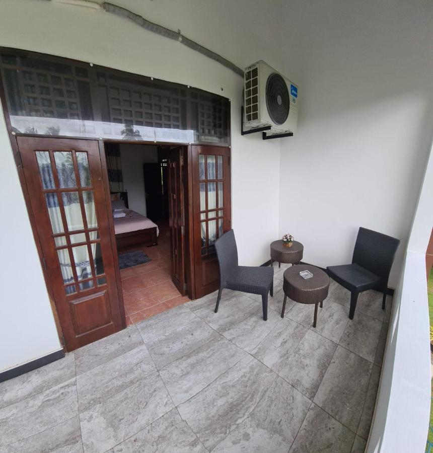 Ja-Elas French Touch Bed and Breakfast Exterior foto