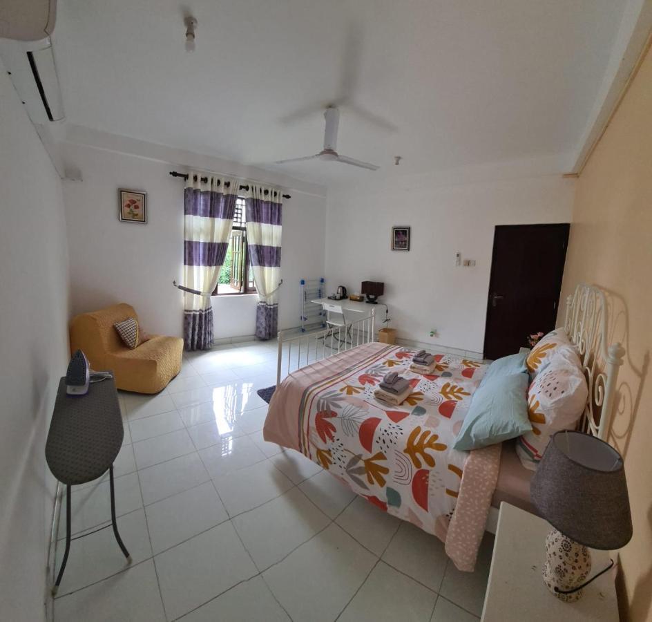 Ja-Elas French Touch Bed and Breakfast Exterior foto